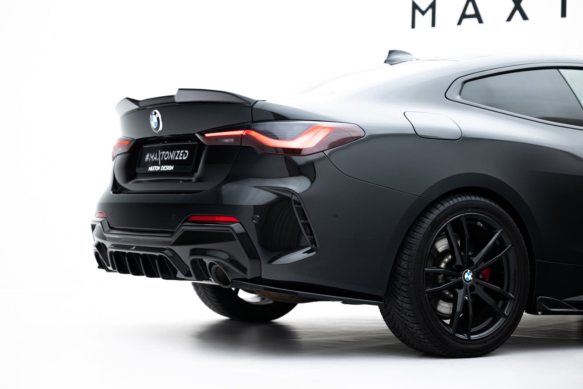 Maxton Design - Flaps Heckansatz V7 Diffusor für BMW 4er M - Paket G22 / G23 / G22 Facelift / G23 Facelift - Aerowerk.