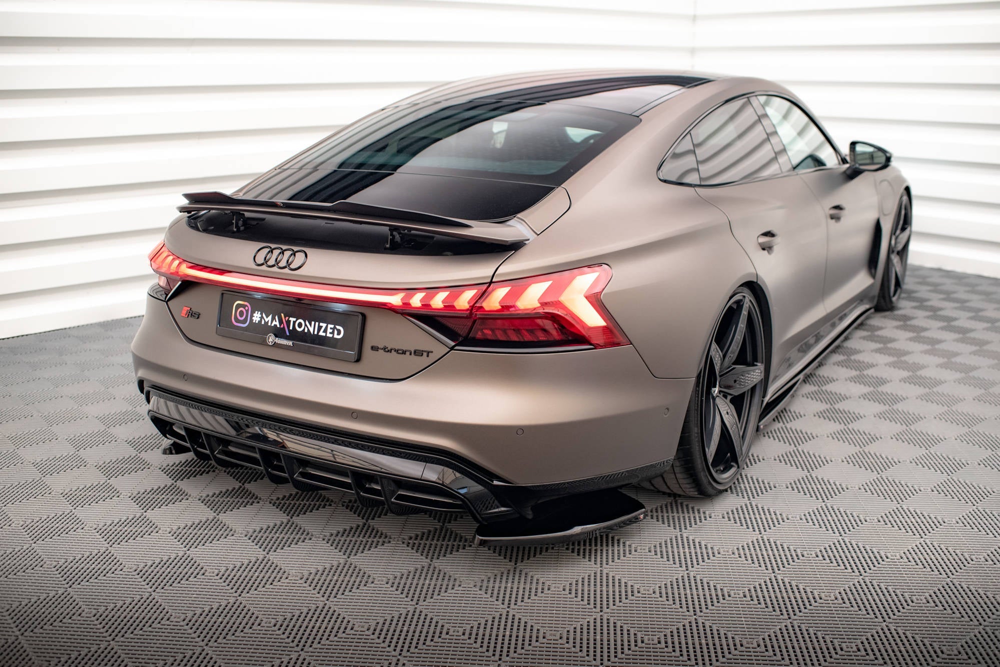 Maxton Design - Flaps V1 Heckansatz Flaps Heckansatz für Audi e - Tron GT / RS GT Mk1 - Aerowerk.