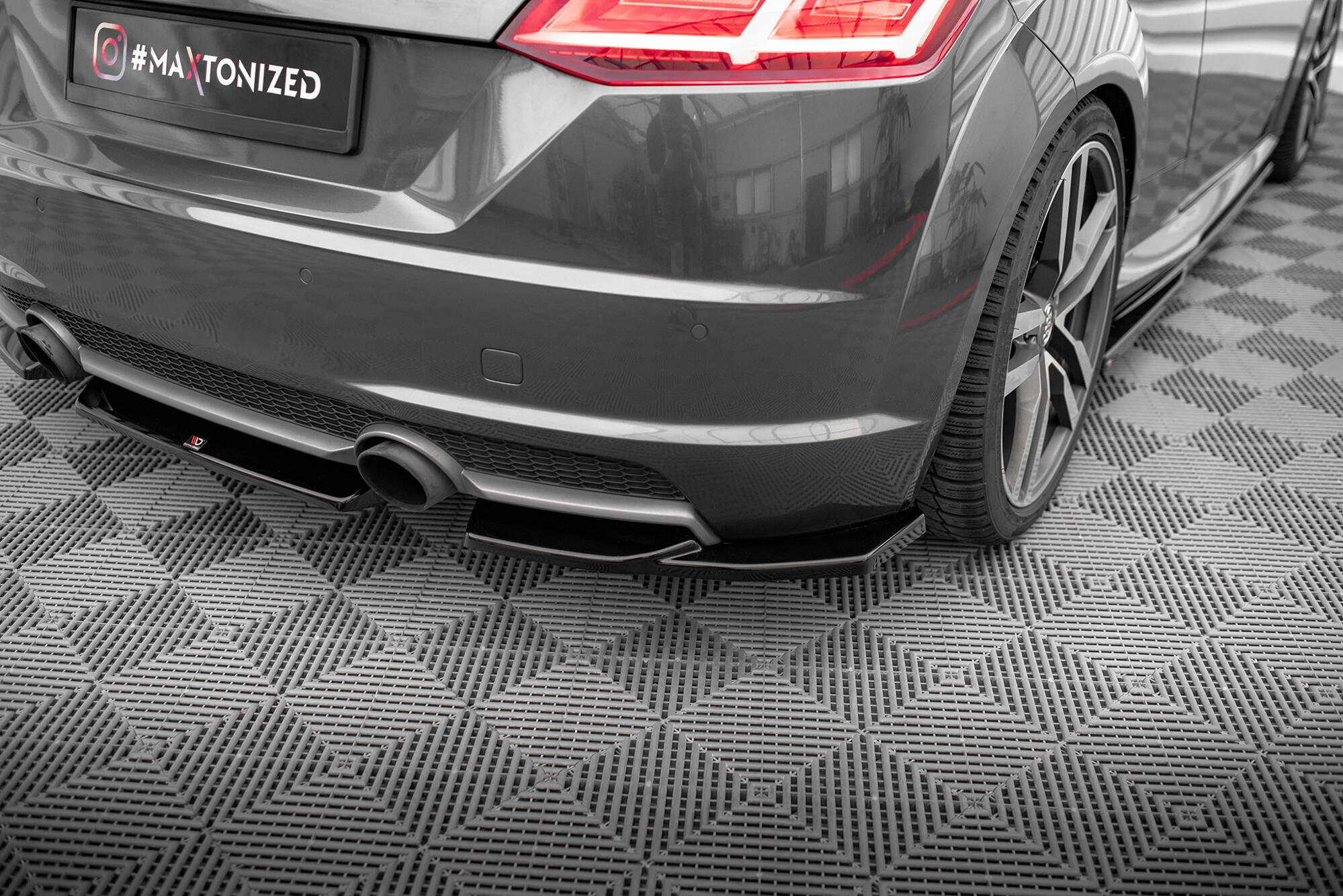 Maxton Design - Flaps V1 Heckansatz Flaps Heckansatz für Audi TT S - Line 8S - Aerowerk.