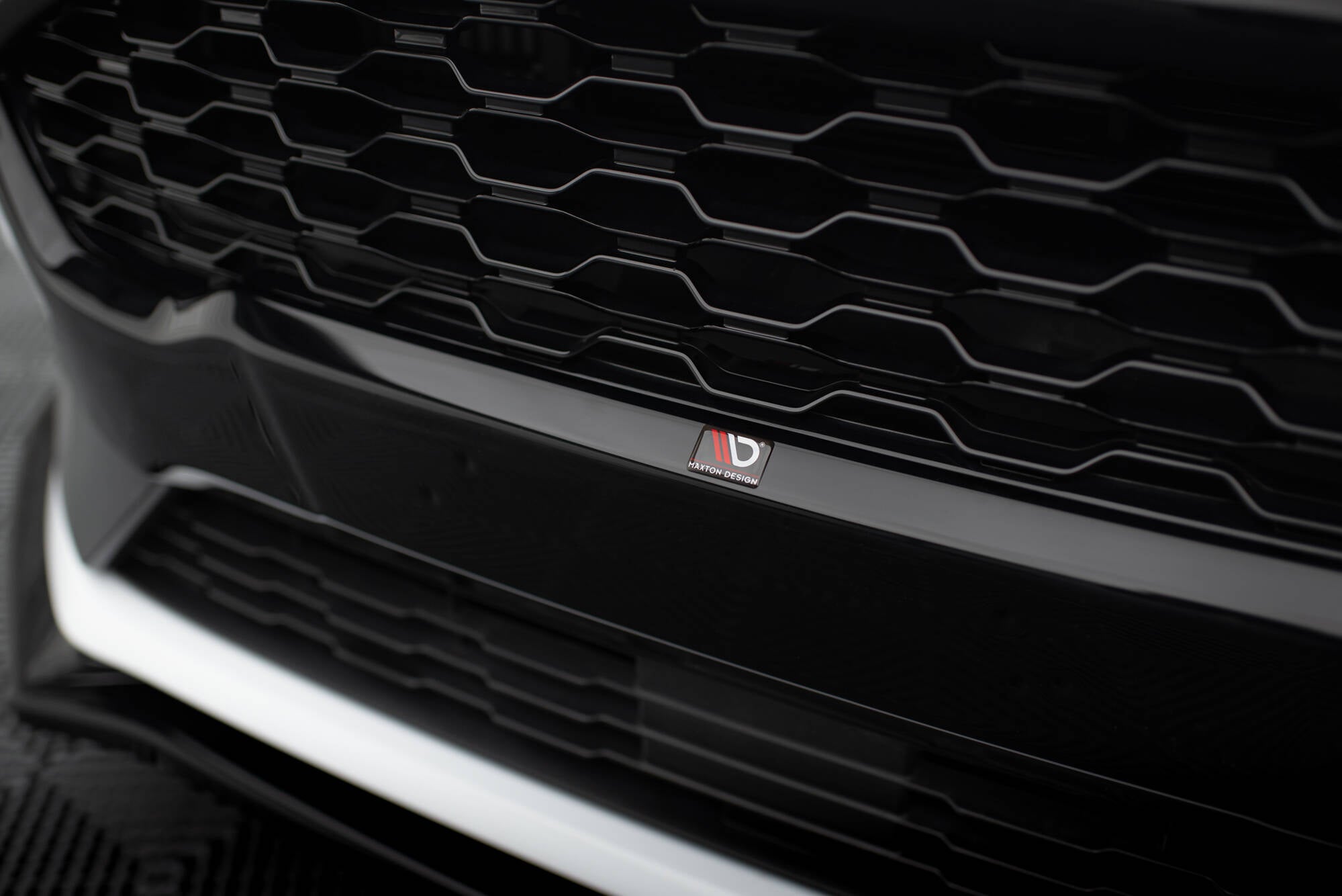 Maxton Design - Front Grill für Ford Fiesta ST / ST - Line Mk8 - Aerowerk.