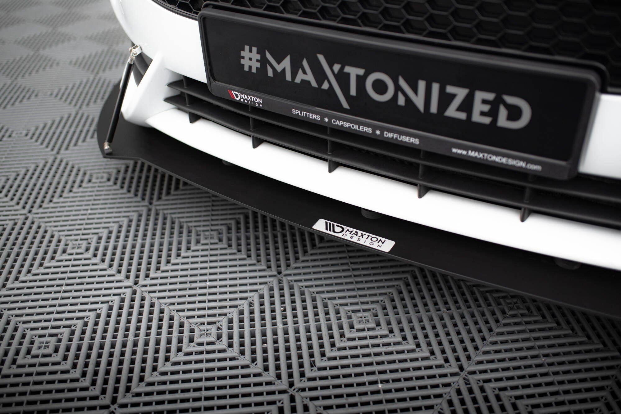 Maxton Design - Front Sport Diffusor V1 für Ford Fiesta ST Mk7 FL - Aerowerk.