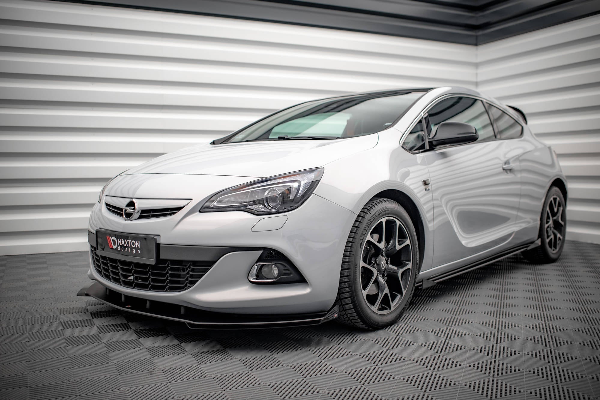 Maxton Design - Front Stoßstange Flaps für Opel Astra GTC OPC - Line J - Aerowerk.