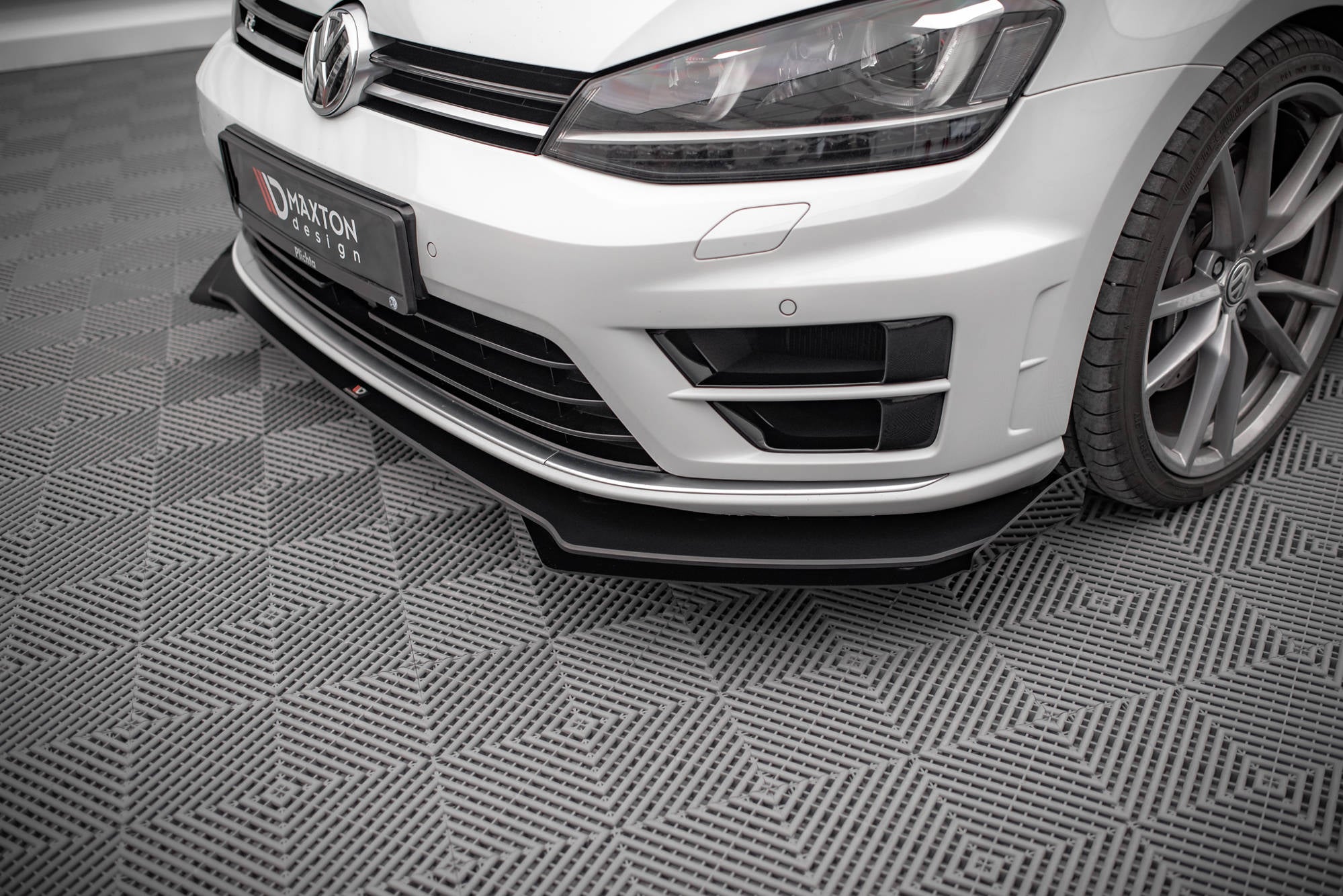 Maxton Design - Front Stoßstange Flaps für VW Golf R Mk7 - Aerowerk.