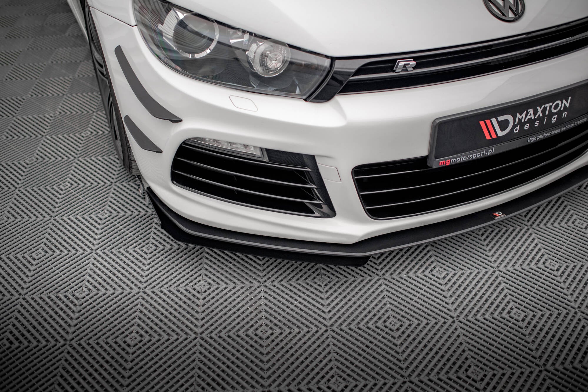 Maxton Design - Front Stoßstange Flaps für VW Scirocco R Mk3 - Aerowerk.