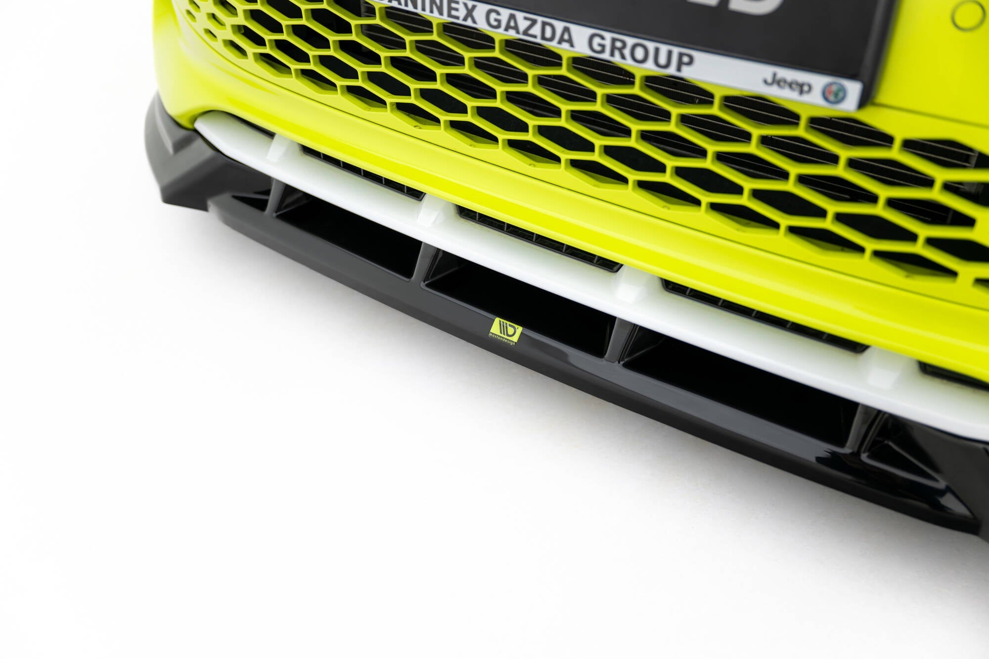 Maxton Design - Frontlippe für Abarth 500e - Aerowerk.