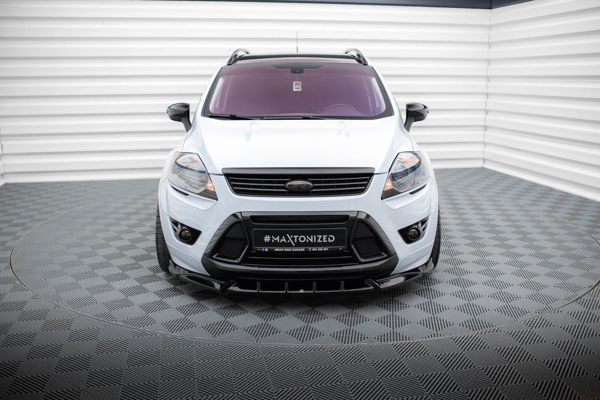 Maxton Design - Frontlippe für Ford Kuga ST Mk1 - Aerowerk.