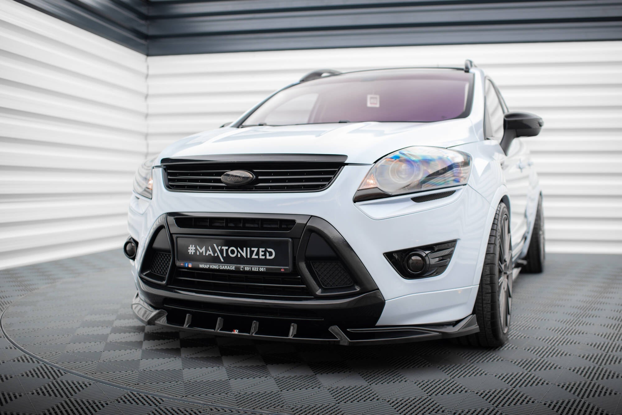 Maxton Design - Frontlippe für Ford Kuga ST Mk1 - Aerowerk.