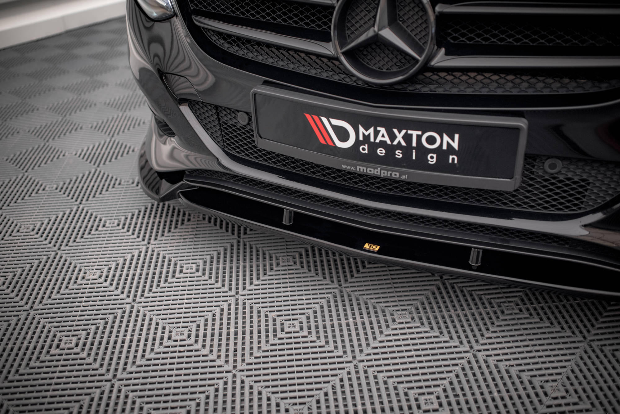 Maxton Design - Frontlippe für Mercedes - Benz B W246 Facelift - Aerowerk.