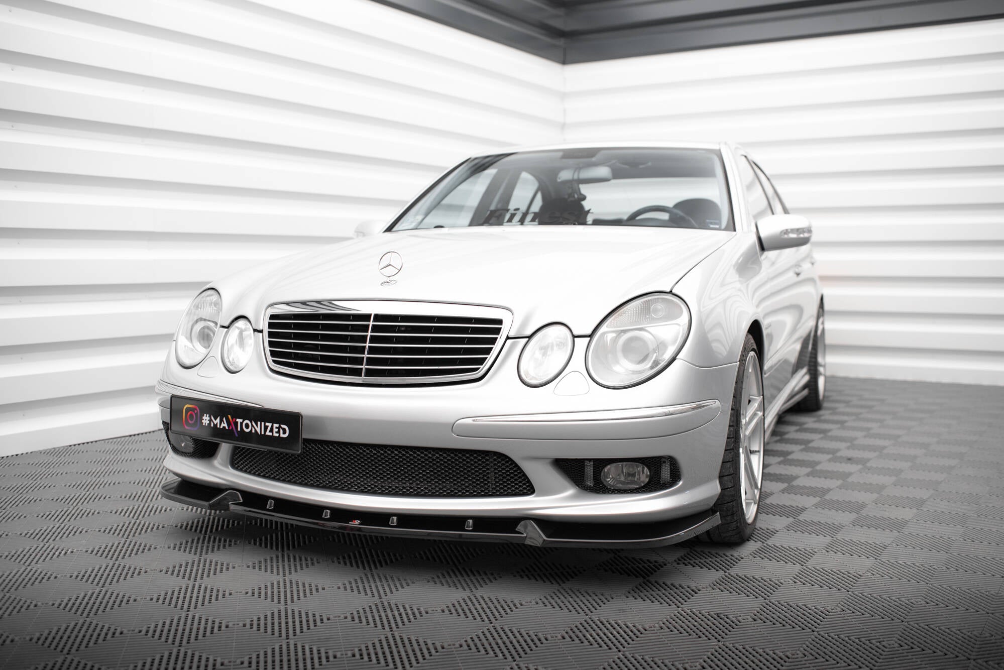 Maxton Design - Frontlippe für Mercedes - Benz E 55 AMG W211 - Aerowerk.