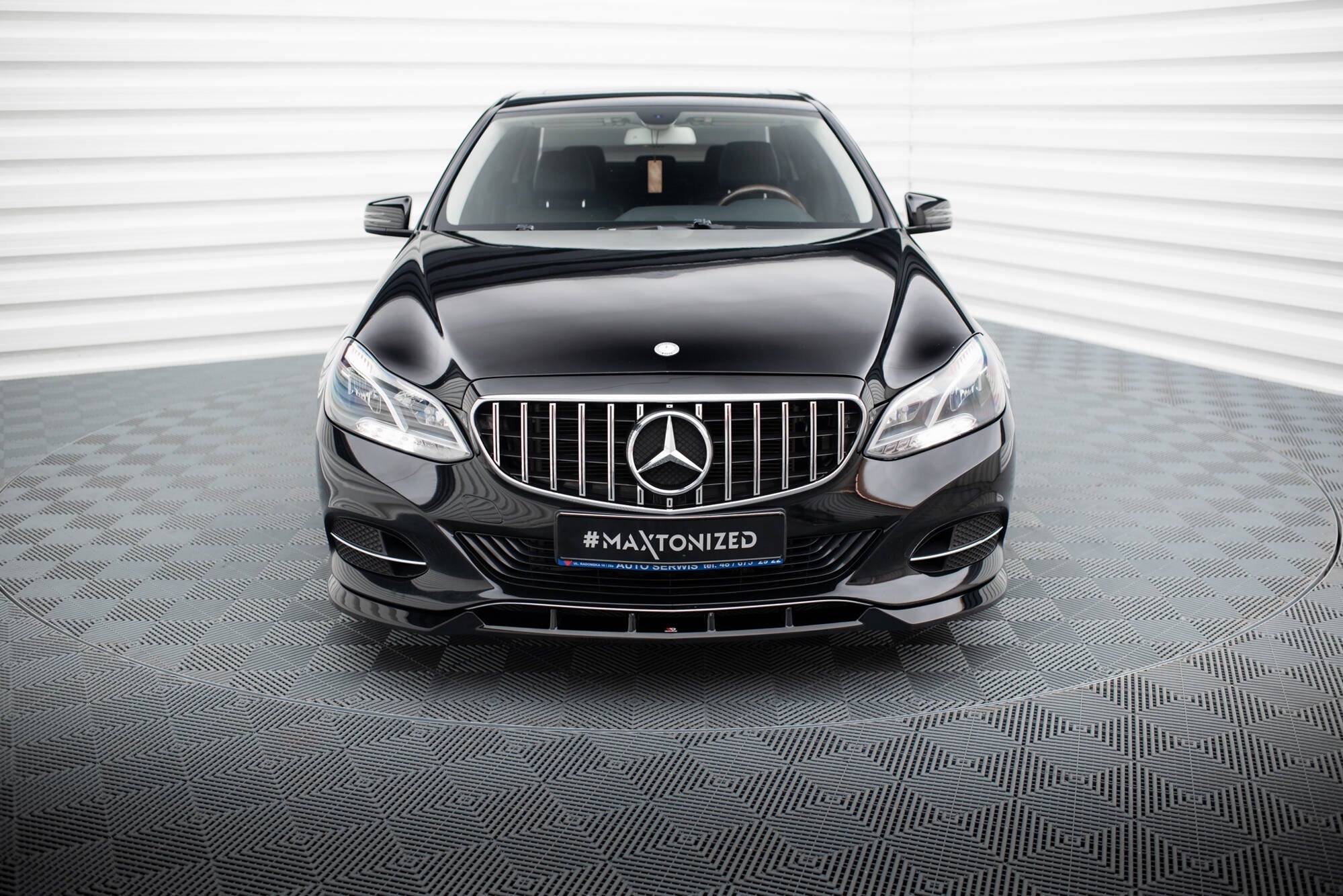 Maxton Design - Frontlippe für Mercedes - Benz E W212 Facelift - Aerowerk.
