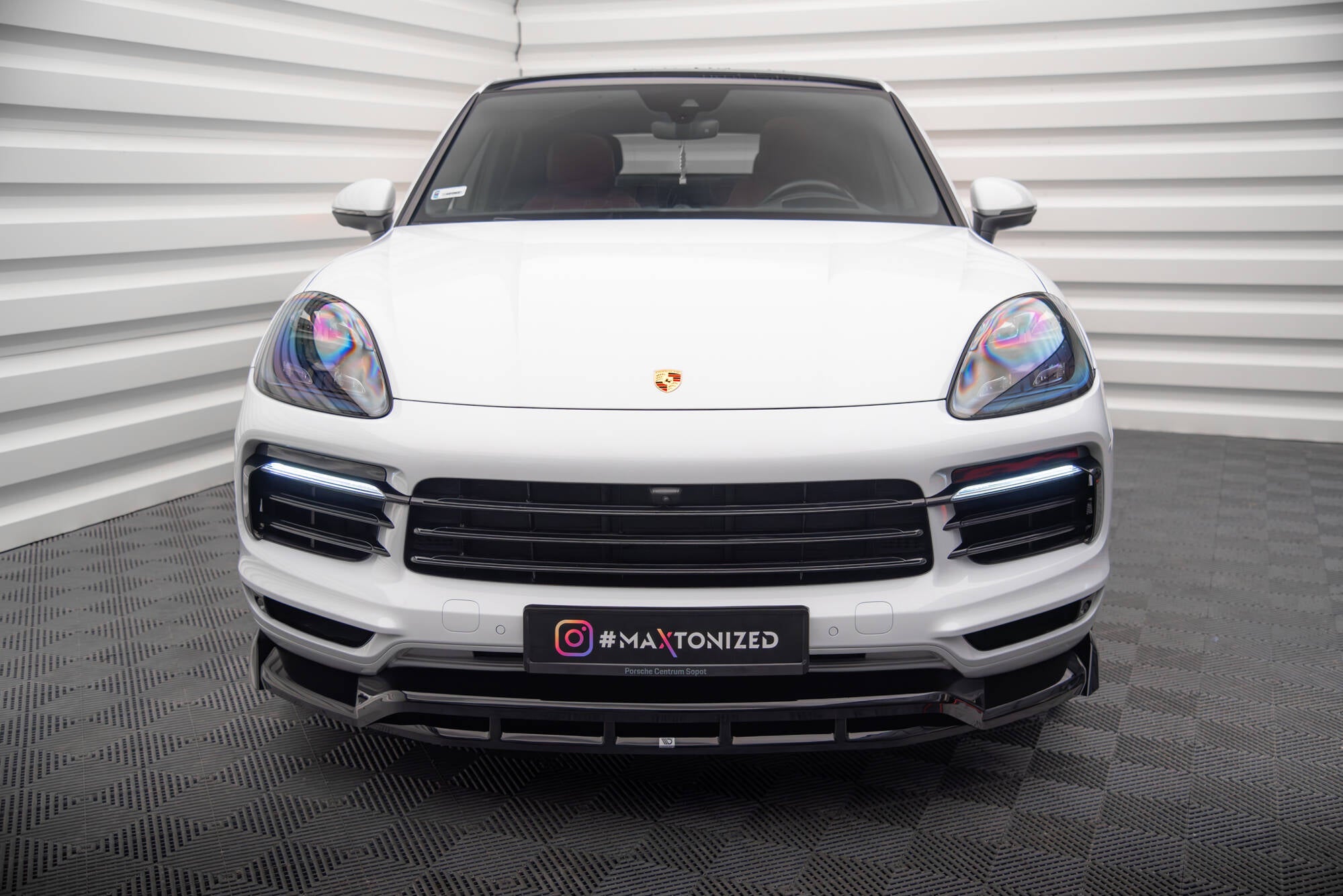 Maxton Design - Frontlippe für Porsche Cayenne Coupe / SUV Mk3 - Aerowerk.