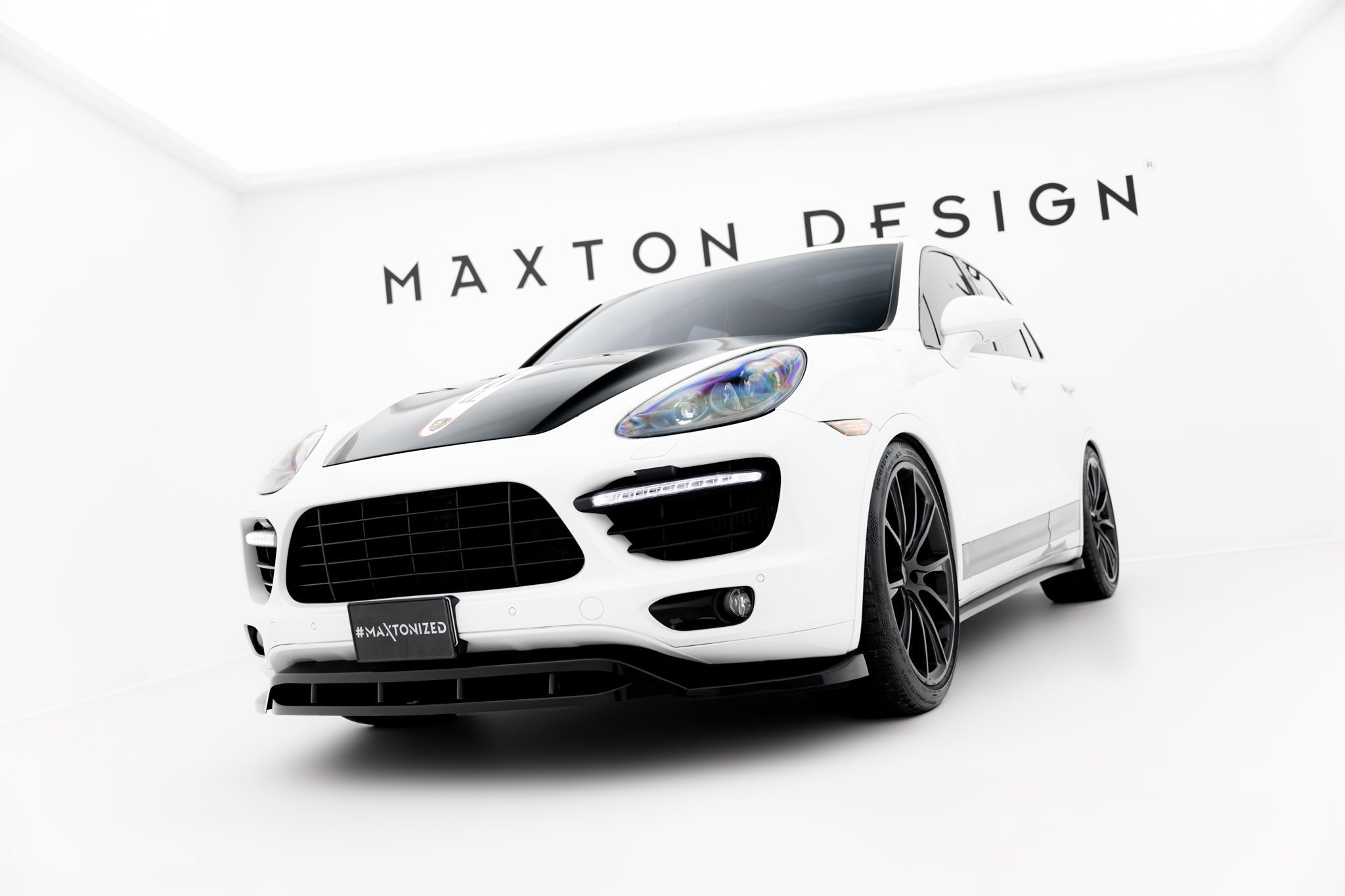 Maxton Design - Frontlippe für Porsche Cayenne Turbo / Standard Mk2 - Aerowerk.