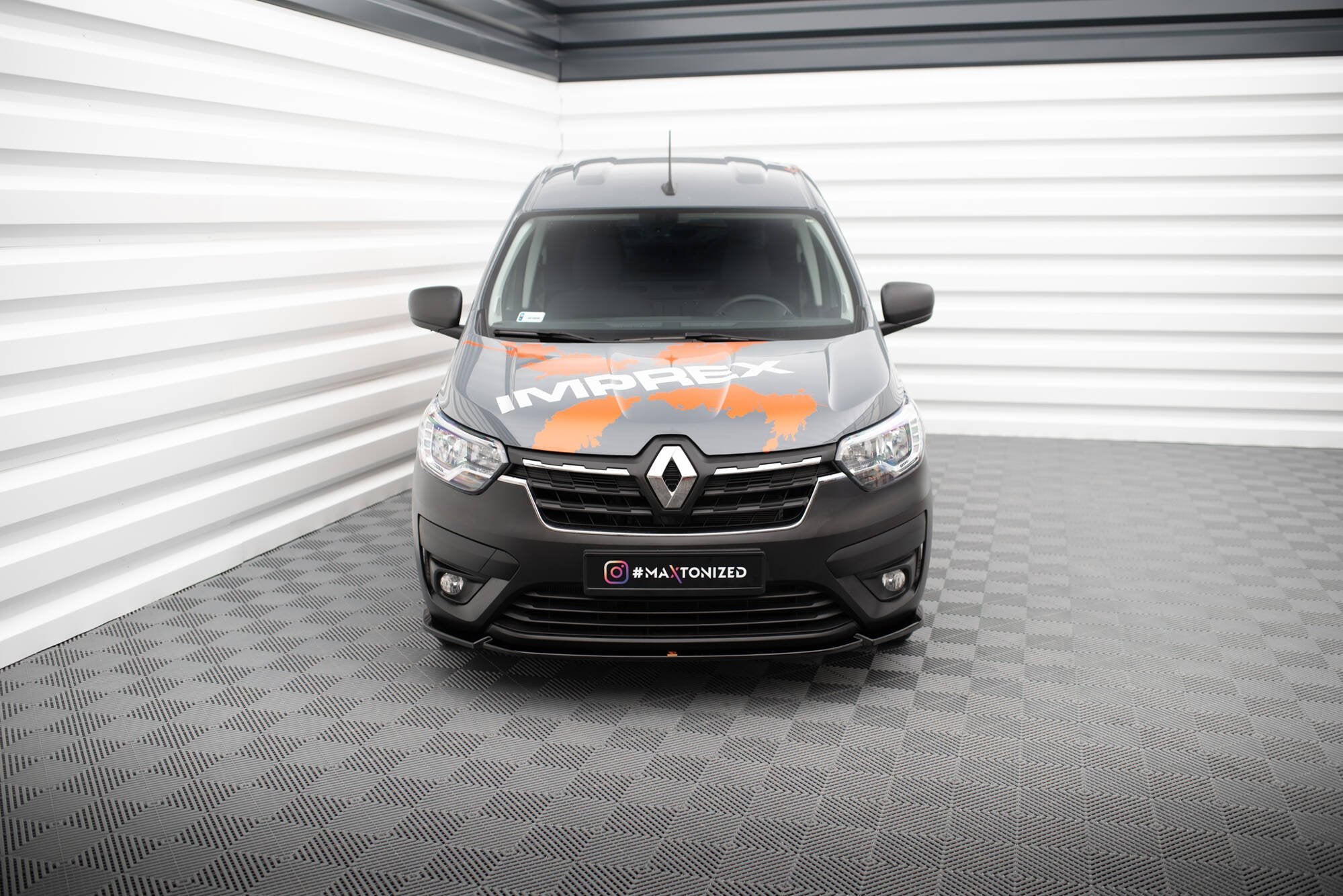 Maxton Design - Frontlippe für Renault Express Mk2 - Aerowerk.