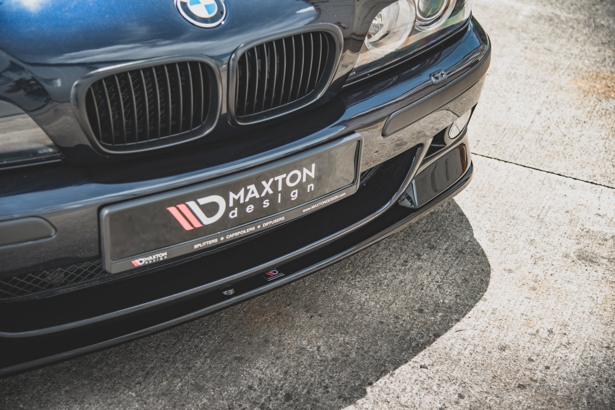 Maxton Design - Frontlippe für Seite + Frontlippe für BMW M5 / 5 M - Paket E39 - Aerowerk.