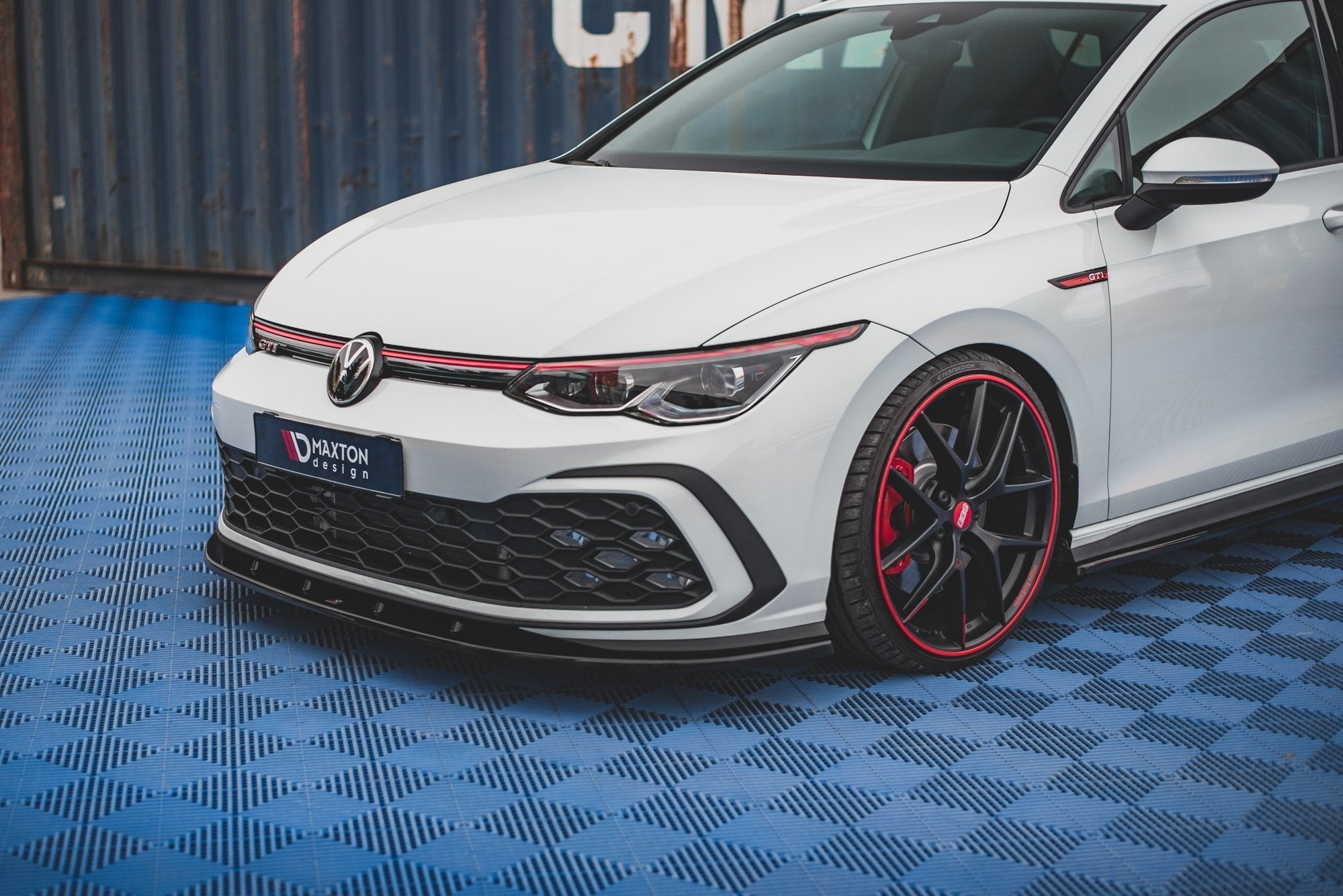 Maxton Design - Frontlippe für VW Golf GTI / GTE / GTD / R - Line Mk8 - Aerowerk.