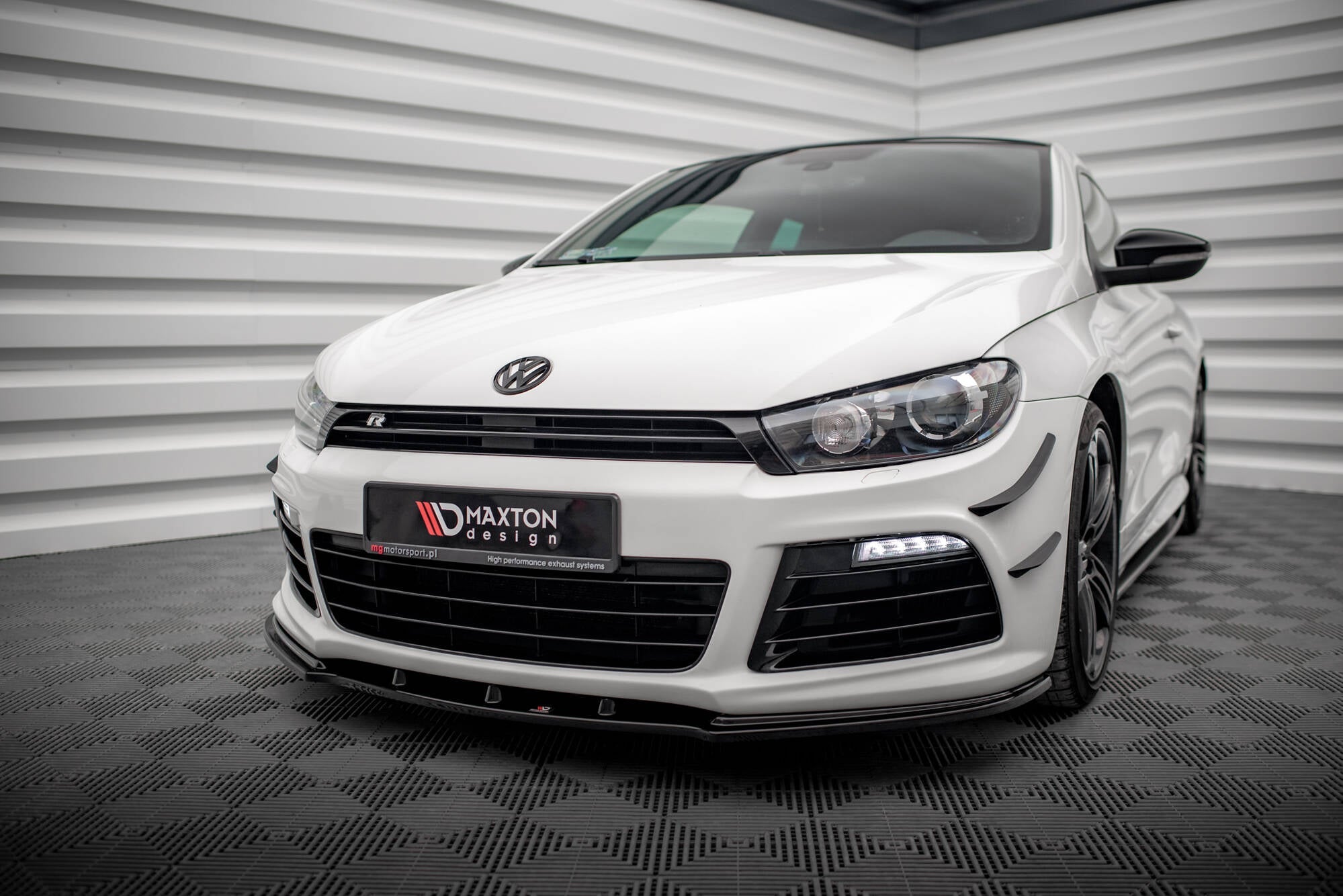 Maxton Design - Frontlippe für VW SCIROCCO R - Aerowerk.