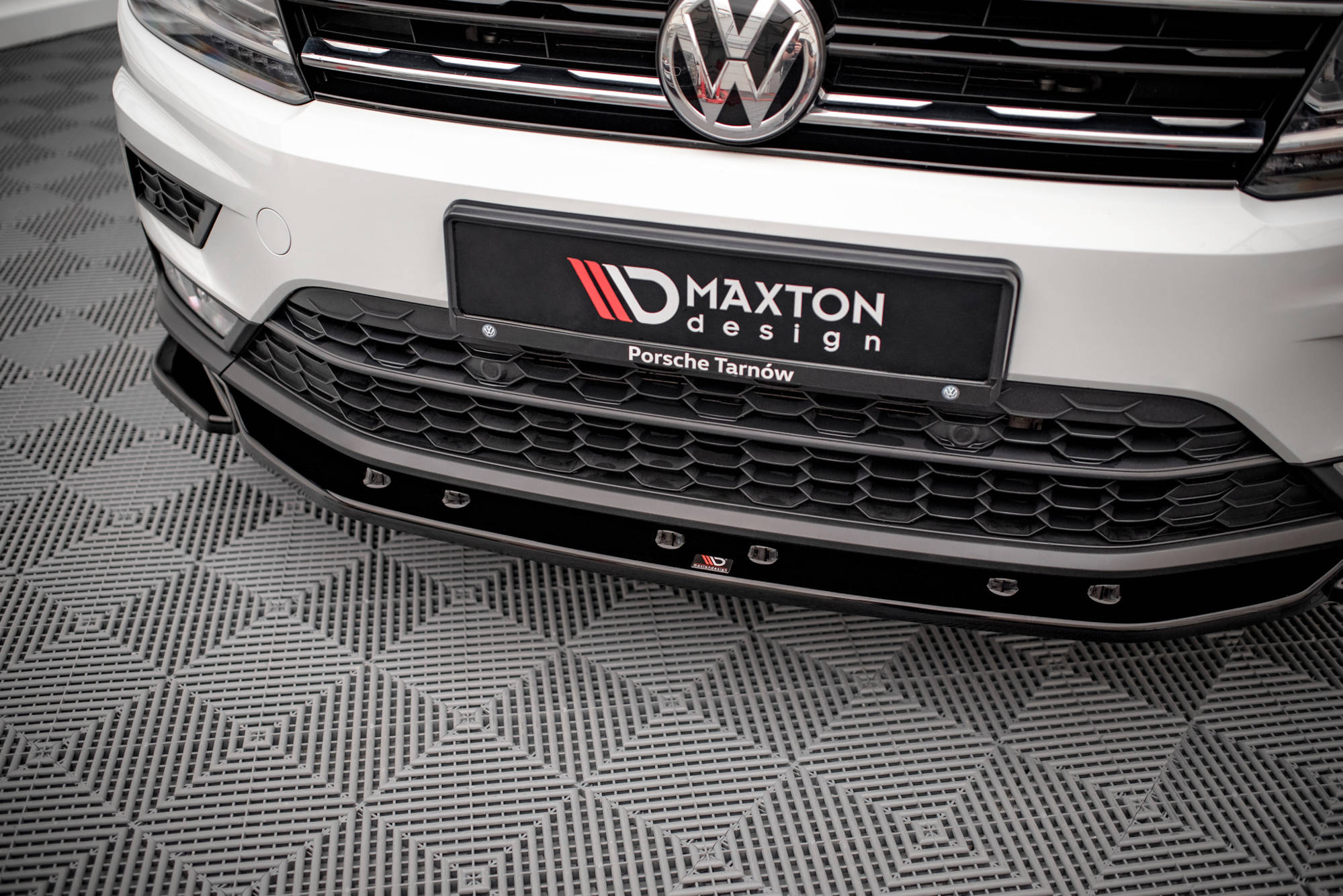 Maxton Design - Frontlippe für VW Tiguan Mk2 - Aerowerk.