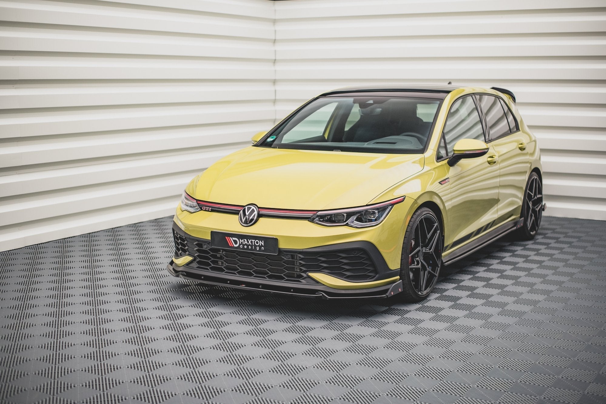 Maxton Design - Frontlippe V1 + Flaps für VW Golf GTI Clubsport Mk8 - Aerowerk.