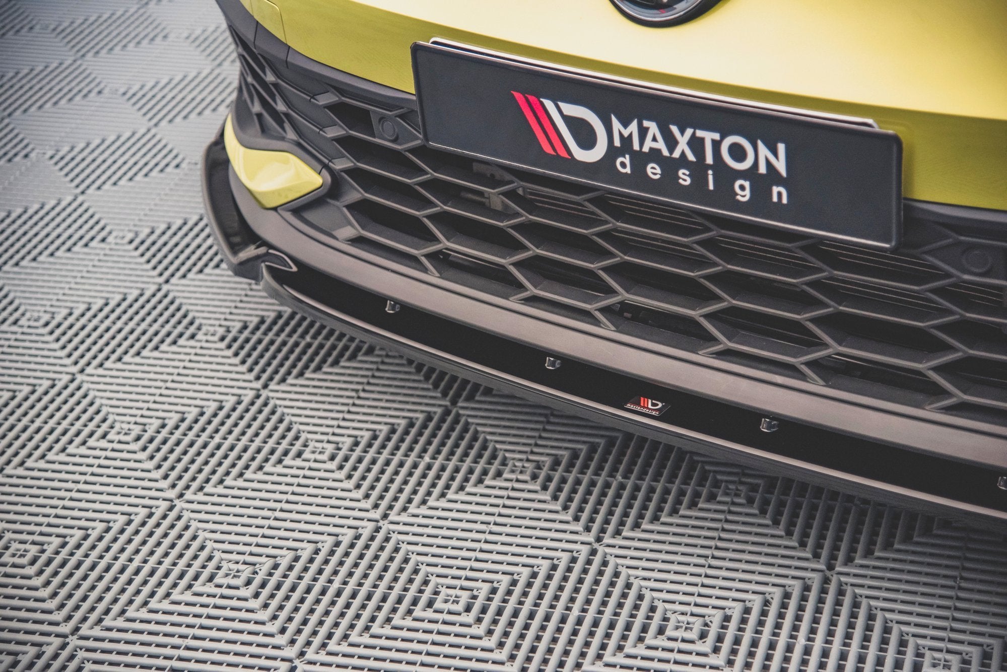 Maxton Design - Frontlippe V1 + Flaps für VW Golf GTI Clubsport Mk8 - Aerowerk.