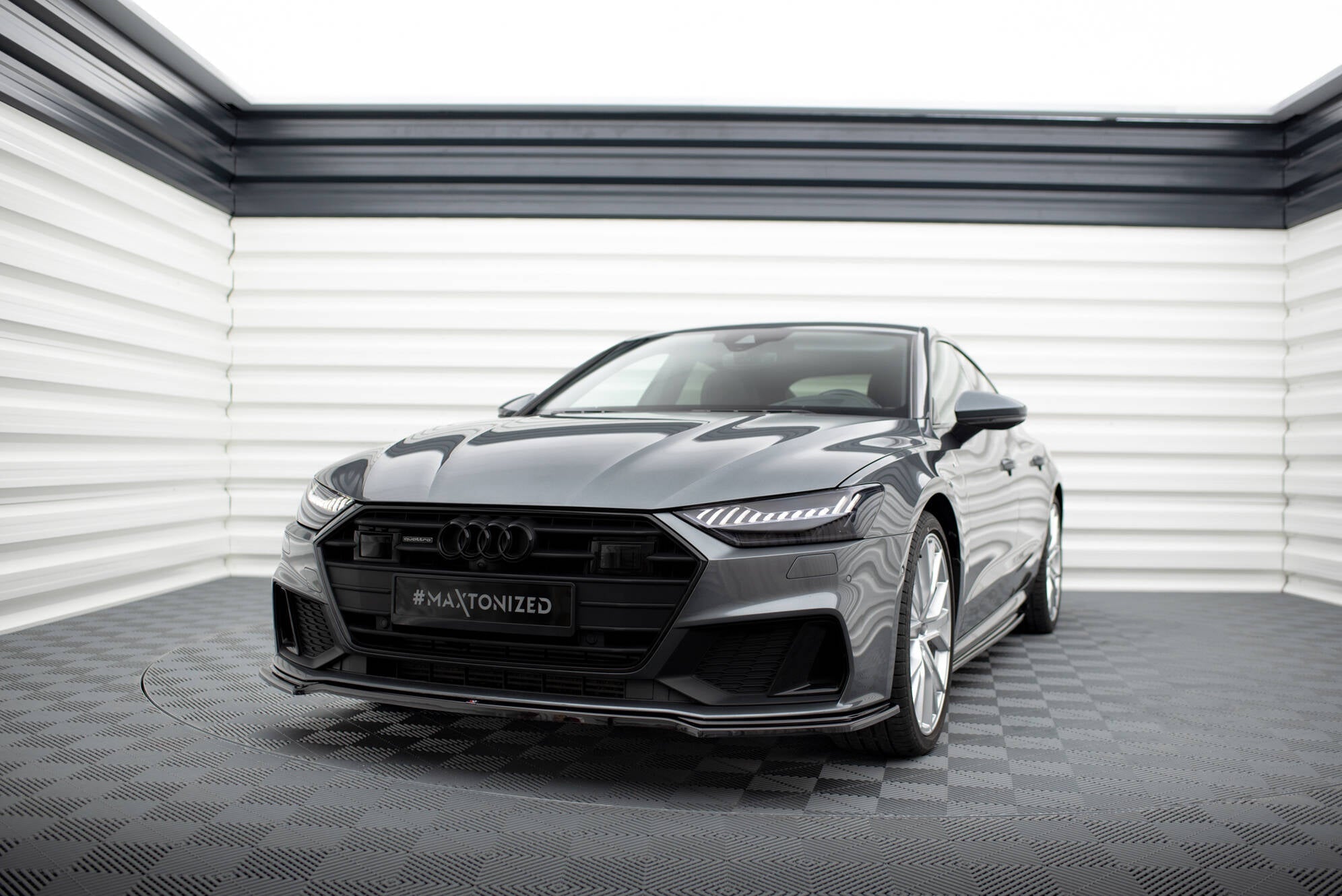 Maxton Design - Frontlippe V1 für Audi A7 S - Line C8 / S7 C8 / C8 Facelift / S7 Facelift - Aerowerk.