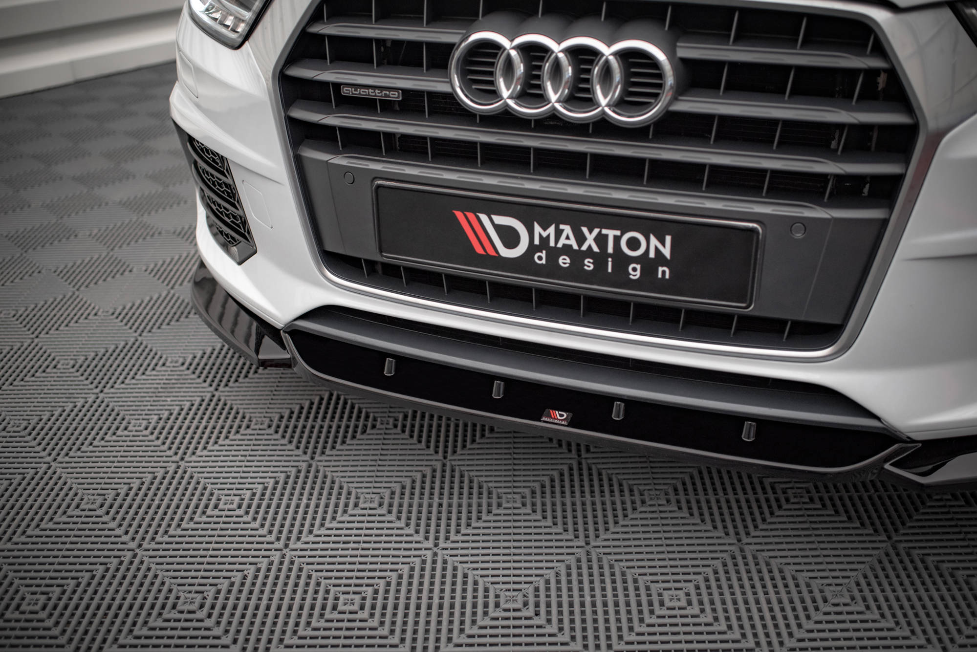 Maxton Design - Frontlippe V1 für Audi Q3 Sport 8U Facelift - Aerowerk.