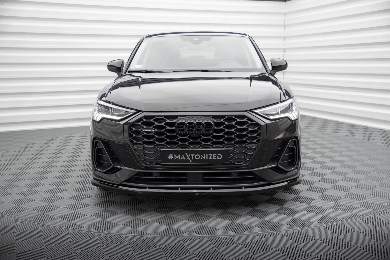 Maxton Design - Frontlippe V1 für Audi Q3 Sportback F3 - Aerowerk.