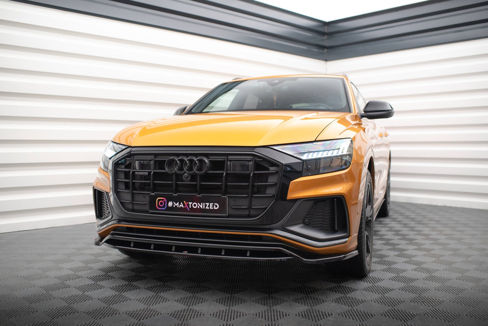 Maxton Design - Frontlippe V1 für Audi Q8 S - line / SQ8 Mk1 - Aerowerk.