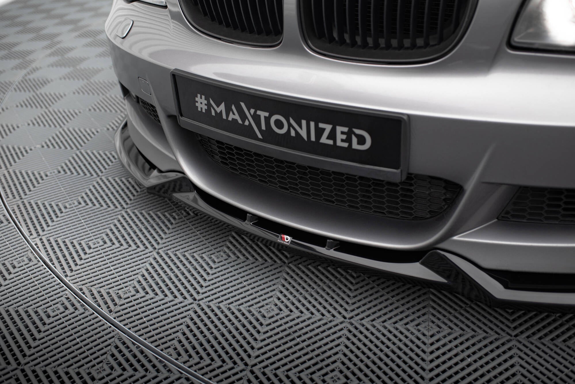 Maxton Design - Frontlippe V.1 für BMW 1er M - Paket E82 - Aerowerk.