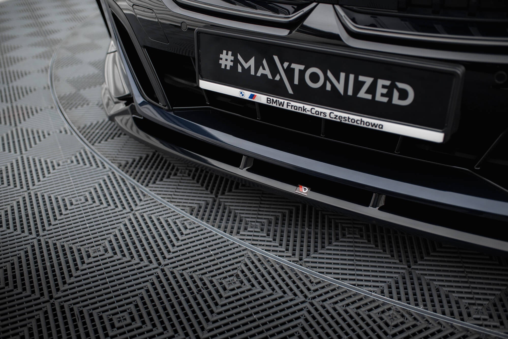 Maxton Design - Frontlippe V.1 für BMW 5er / i5 M - Paket G60 - Aerowerk.