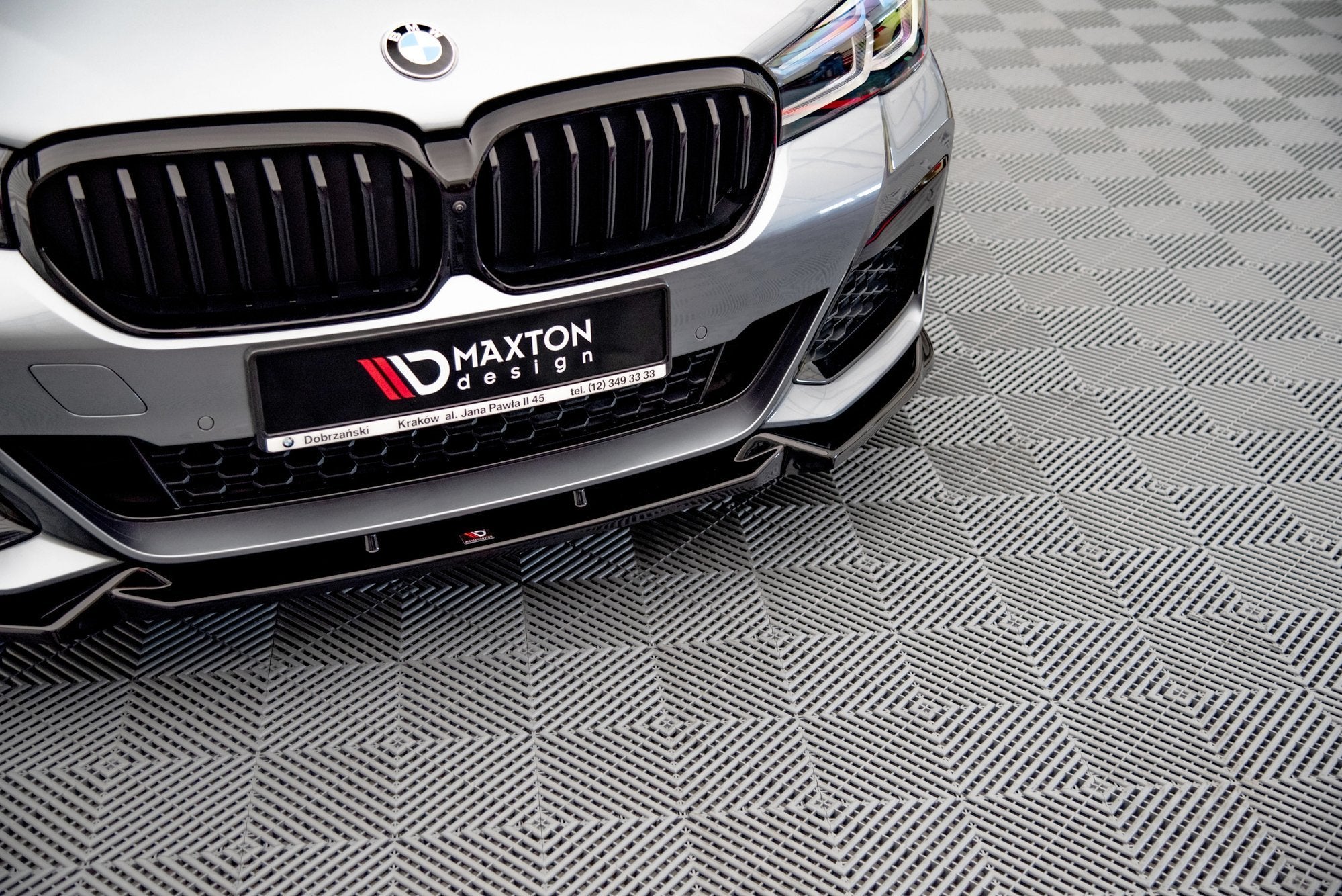 Maxton Design - Frontlippe V1 für BMW 5er M - Paket / M550i / M550d G30 Facelift - Aerowerk.