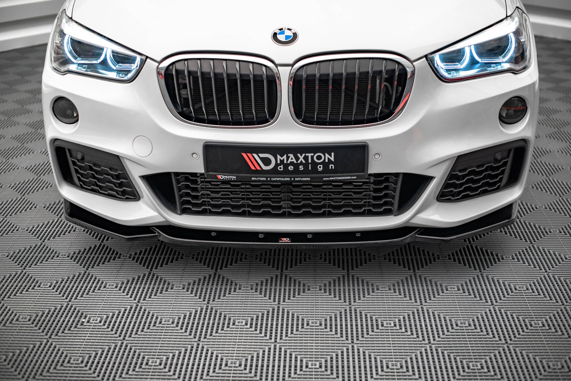 Maxton Design - Frontlippe V1 für BMW X1 M - Paket F48 - Aerowerk.