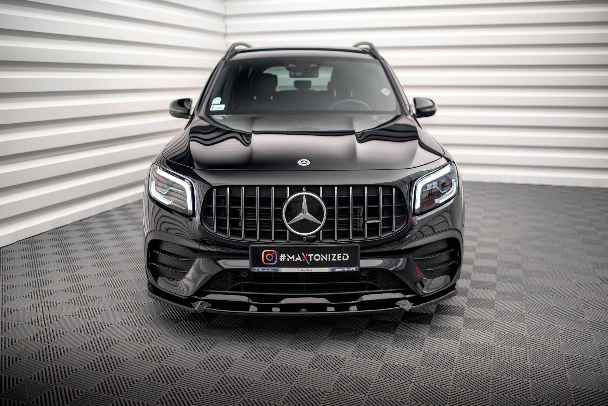 Maxton Design - Frontlippe V1 für Mercedes - AMG GLB 35 / AMG - Line X247 - Aerowerk.