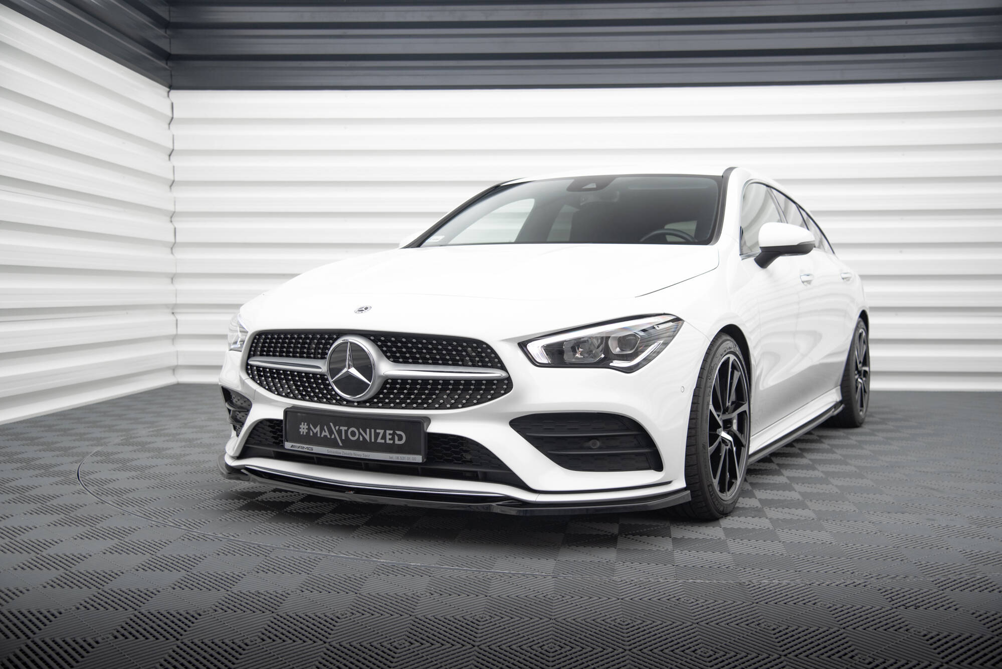 Maxton Design - Frontlippe V1 für Mercedes - Benz CLA A35 AMG / AMG - Line C118 - Aerowerk.