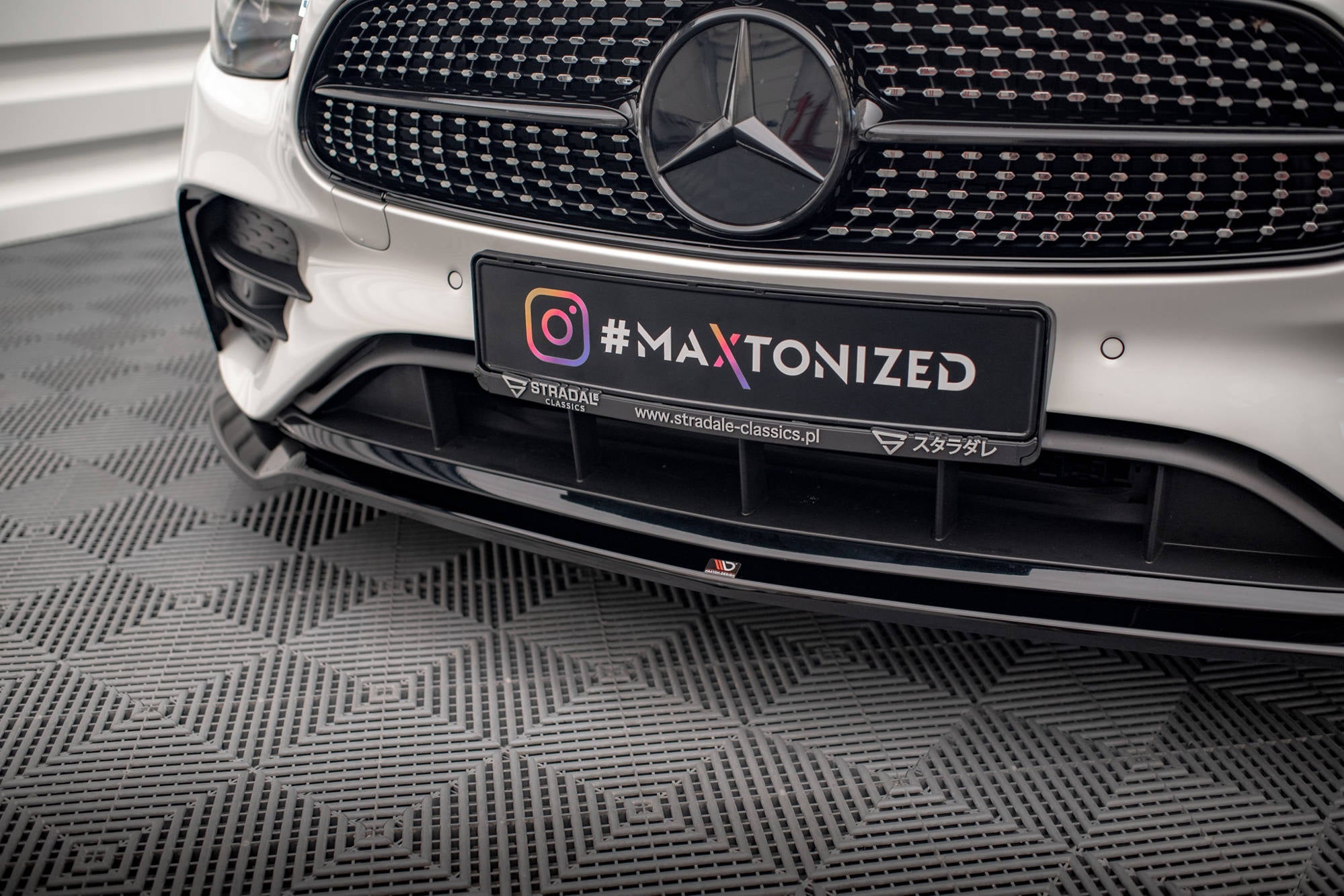 Maxton Design - Frontlippe V1 für Mercedes - Benz E AMG - Line W213 Facelift - Aerowerk.