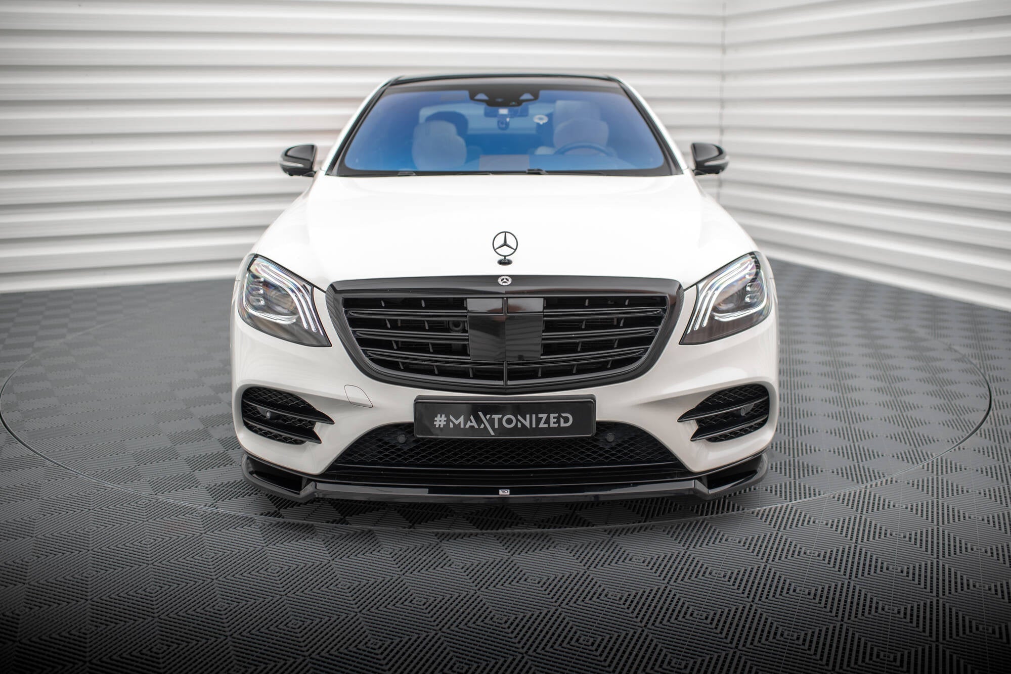 Maxton Design - Frontlippe V1 für Mercedes - Benz S AMG - Line W222 Facelift - Aerowerk.
