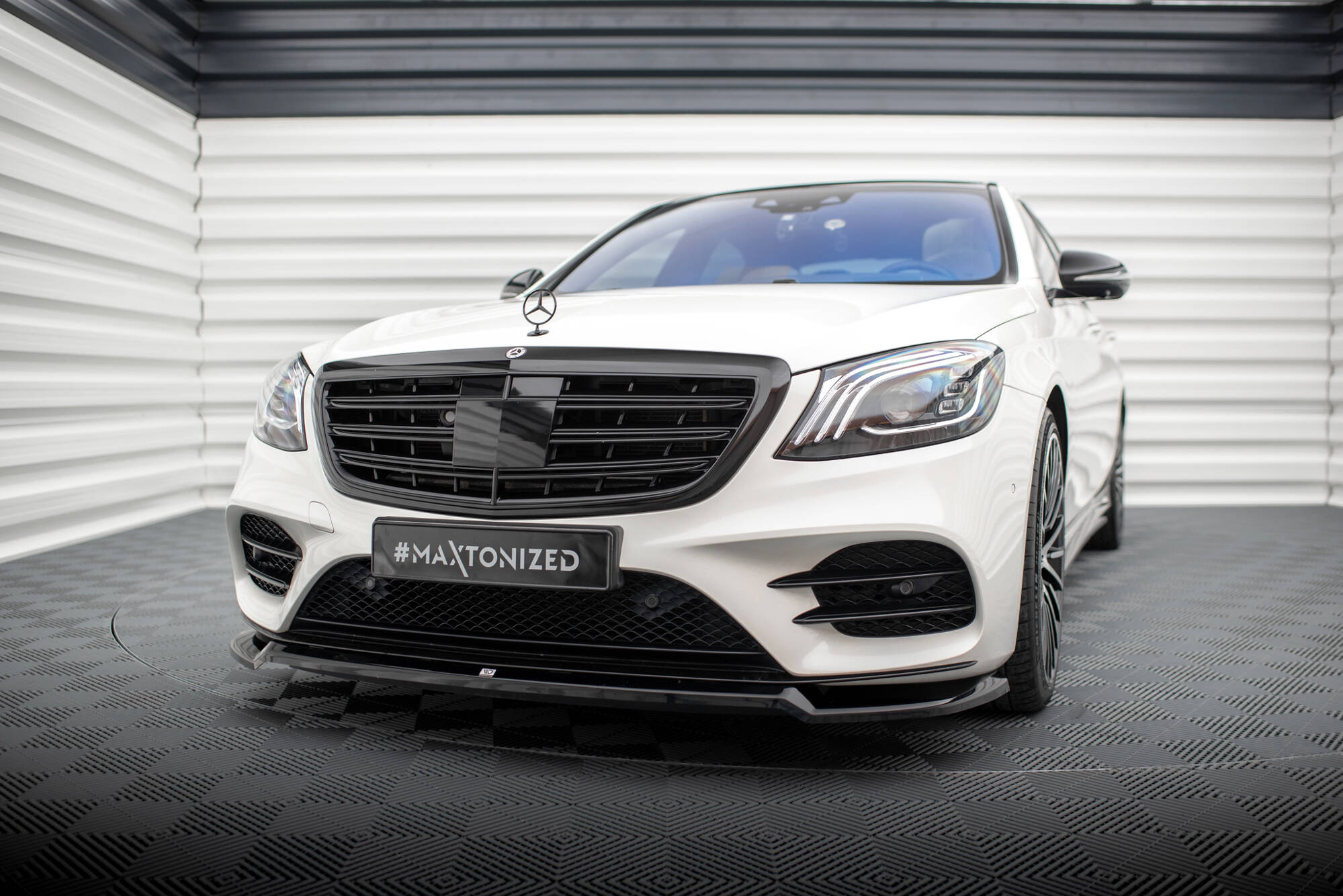 Maxton Design - Frontlippe V1 für Mercedes - Benz S AMG - Line W222 Facelift - Aerowerk.