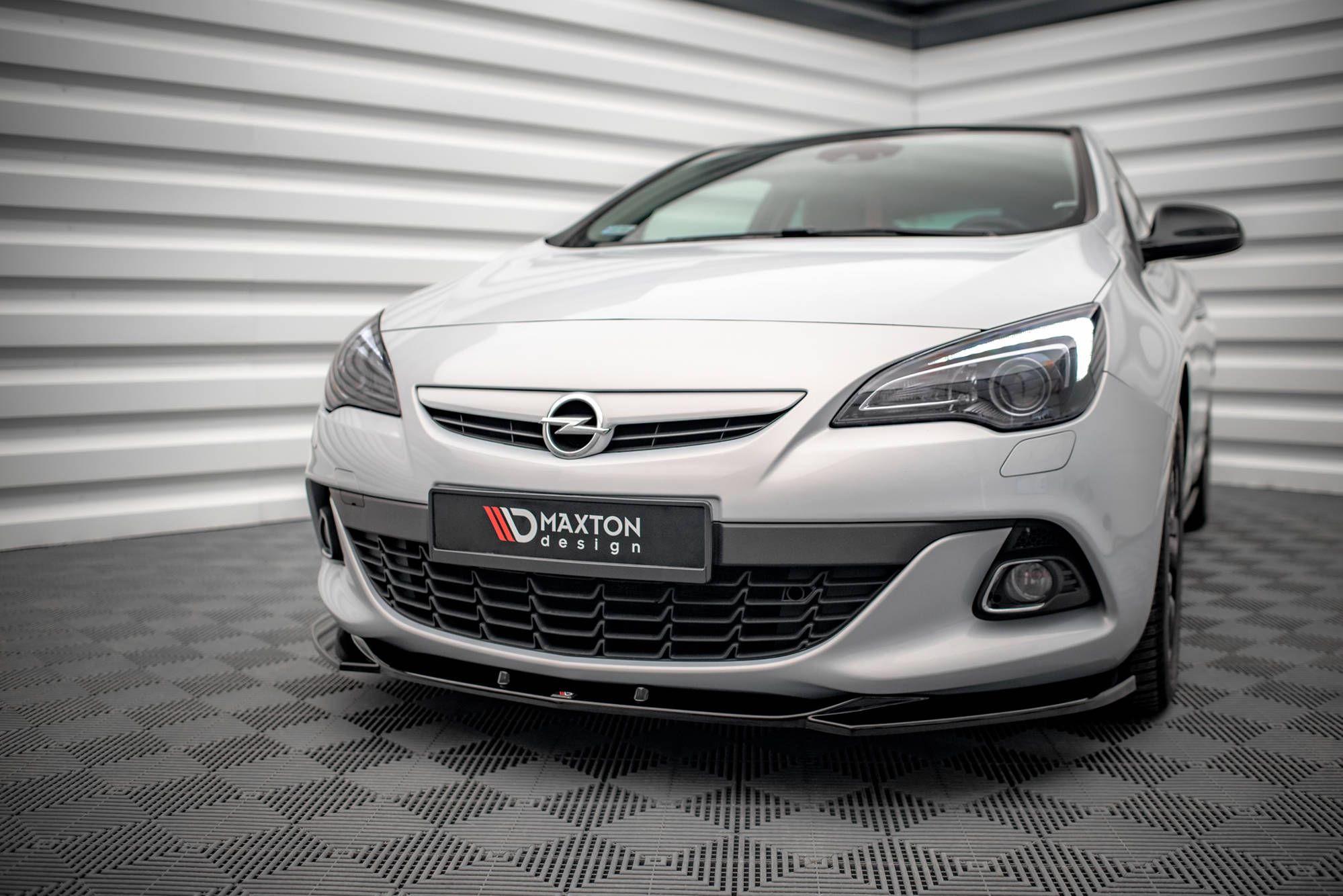 Maxton Design - Frontlippe V1 für Opel Astra GTC OPC - Line J - Aerowerk.