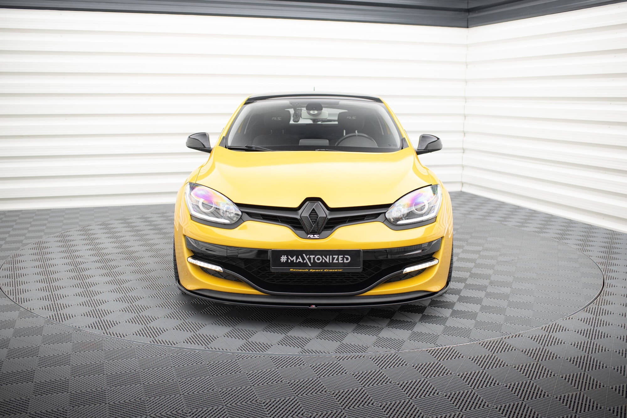 Maxton Design - Frontlippe V1 für RENAULT MEGANE 3 RS - Aerowerk.