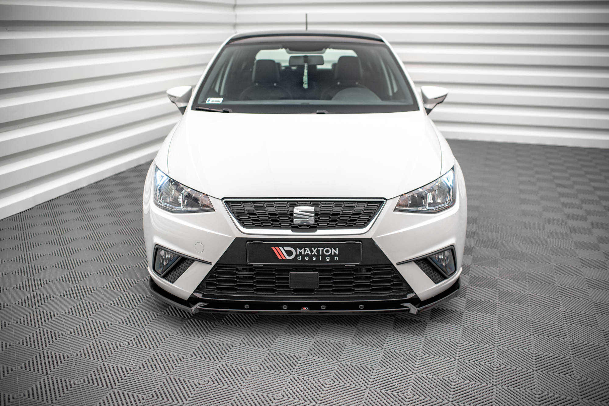Maxton Design - Frontlippe V1 für Seat Ibiza FR/ Standard Mk5 - Aerowerk.