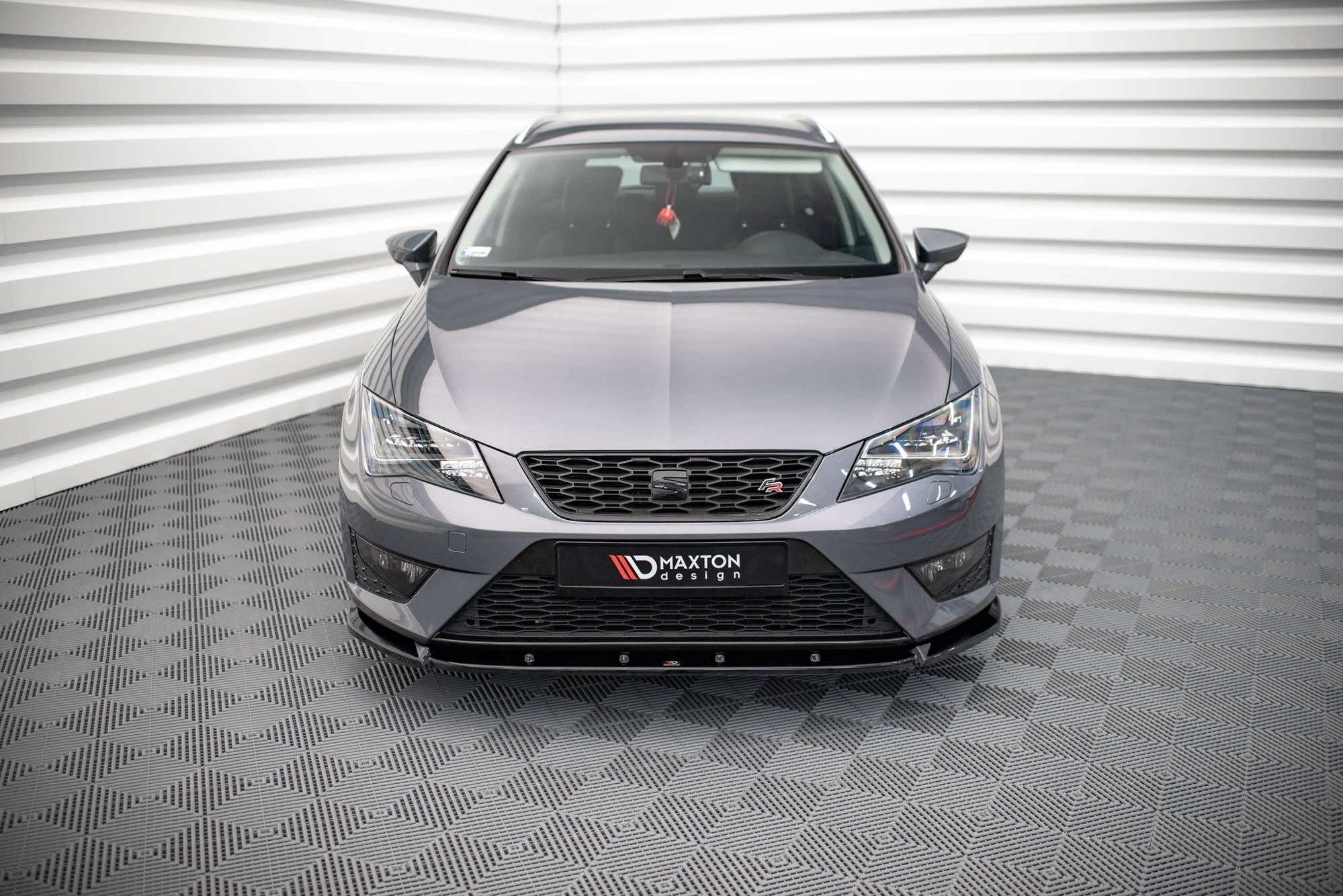 Maxton Design - Frontlippe V1 für Seat Leon FR / Cupra Mk3 - Aerowerk.