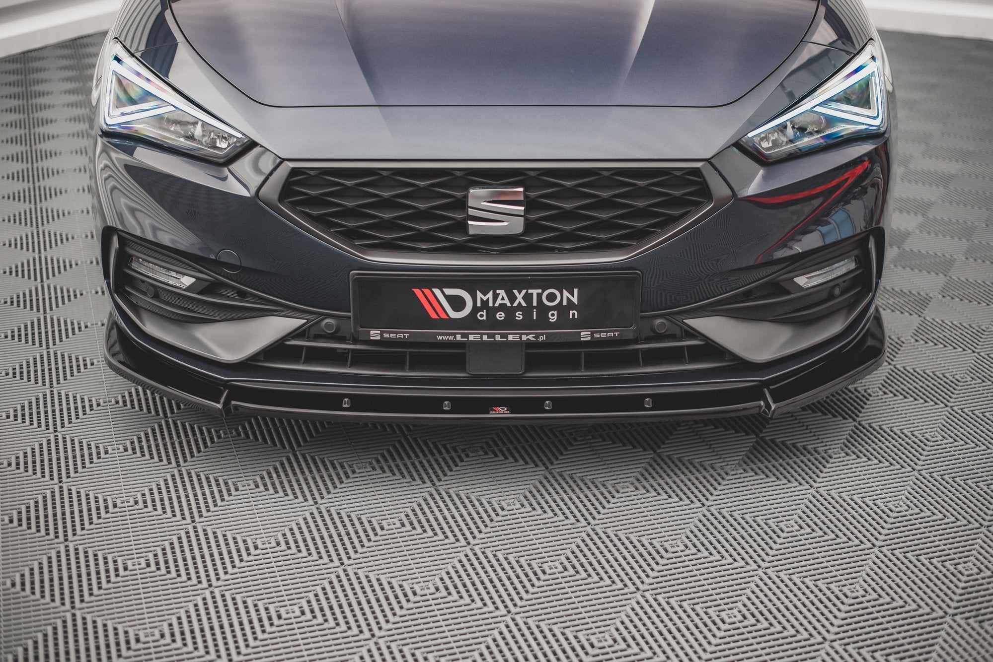 Maxton Design - Frontlippe V1 für Seat Leon FR Mk4 - Aerowerk.