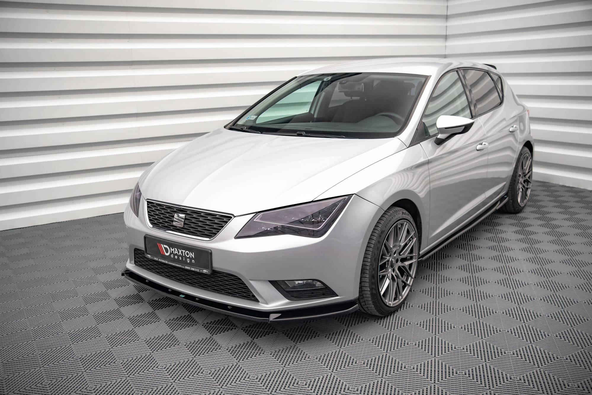 Maxton Design - Frontlippe V1 für Seat Leon Mk3 - Aerowerk.