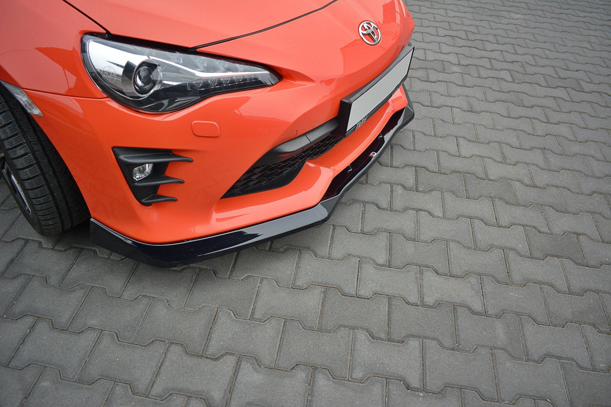 Maxton Design - Frontlippe V1 für Toyota GT86 Facelift - Aerowerk.