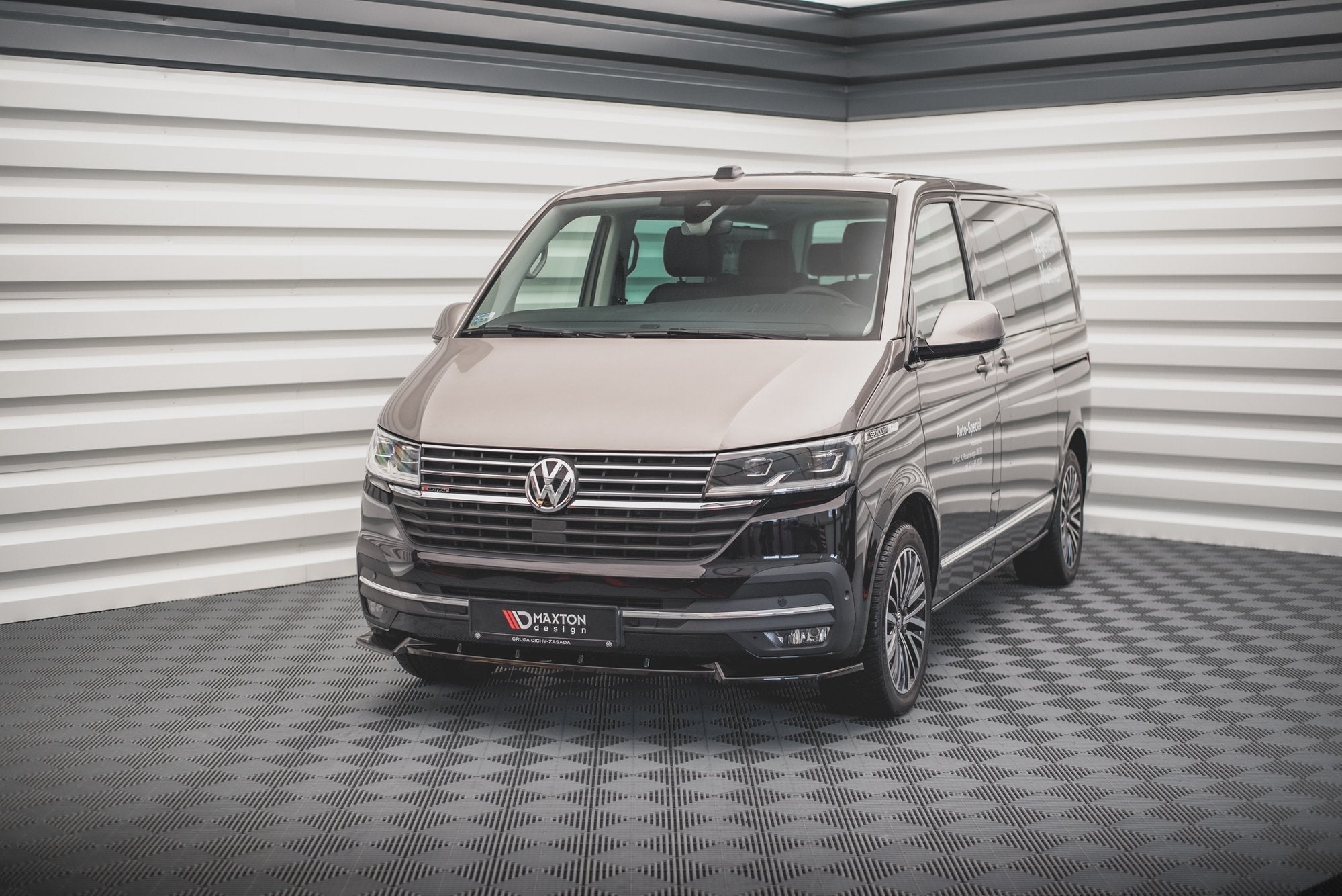 Maxton Design - Frontlippe V1 für VW T6 Facelift - Aerowerk.