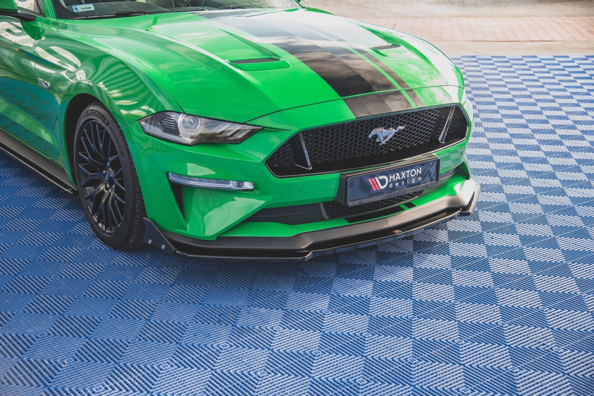 Maxton Design - Frontlippe V2 + Flaps für Ford Mustang GT Mk6 Facelift - Aerowerk.
