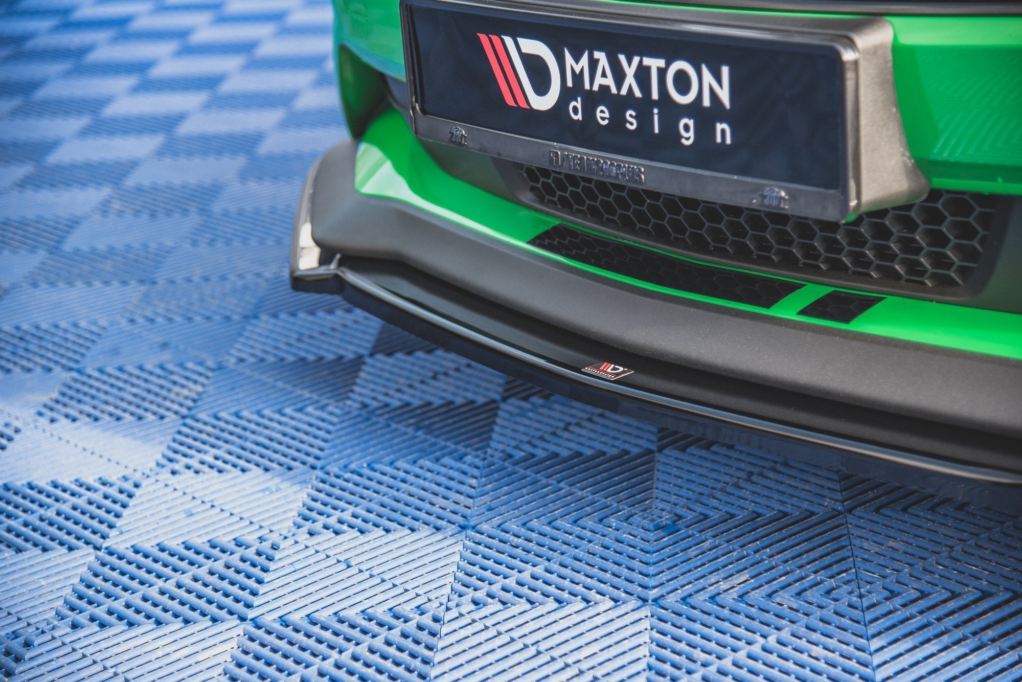 Maxton Design - Frontlippe V2 + Flaps für Ford Mustang GT Mk6 Facelift - Aerowerk.