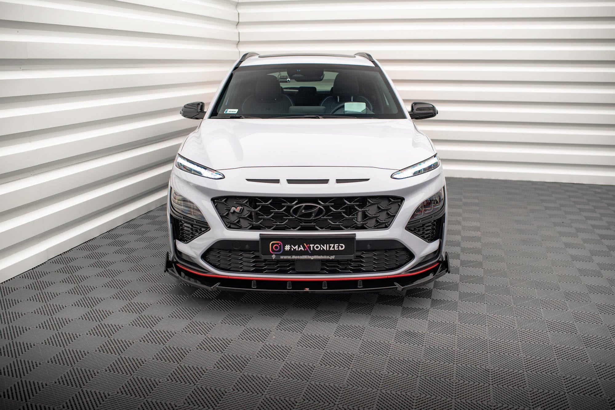 Maxton Design - Frontlippe V2 + Flaps für Hyundai Kona N Mk1 - Aerowerk.