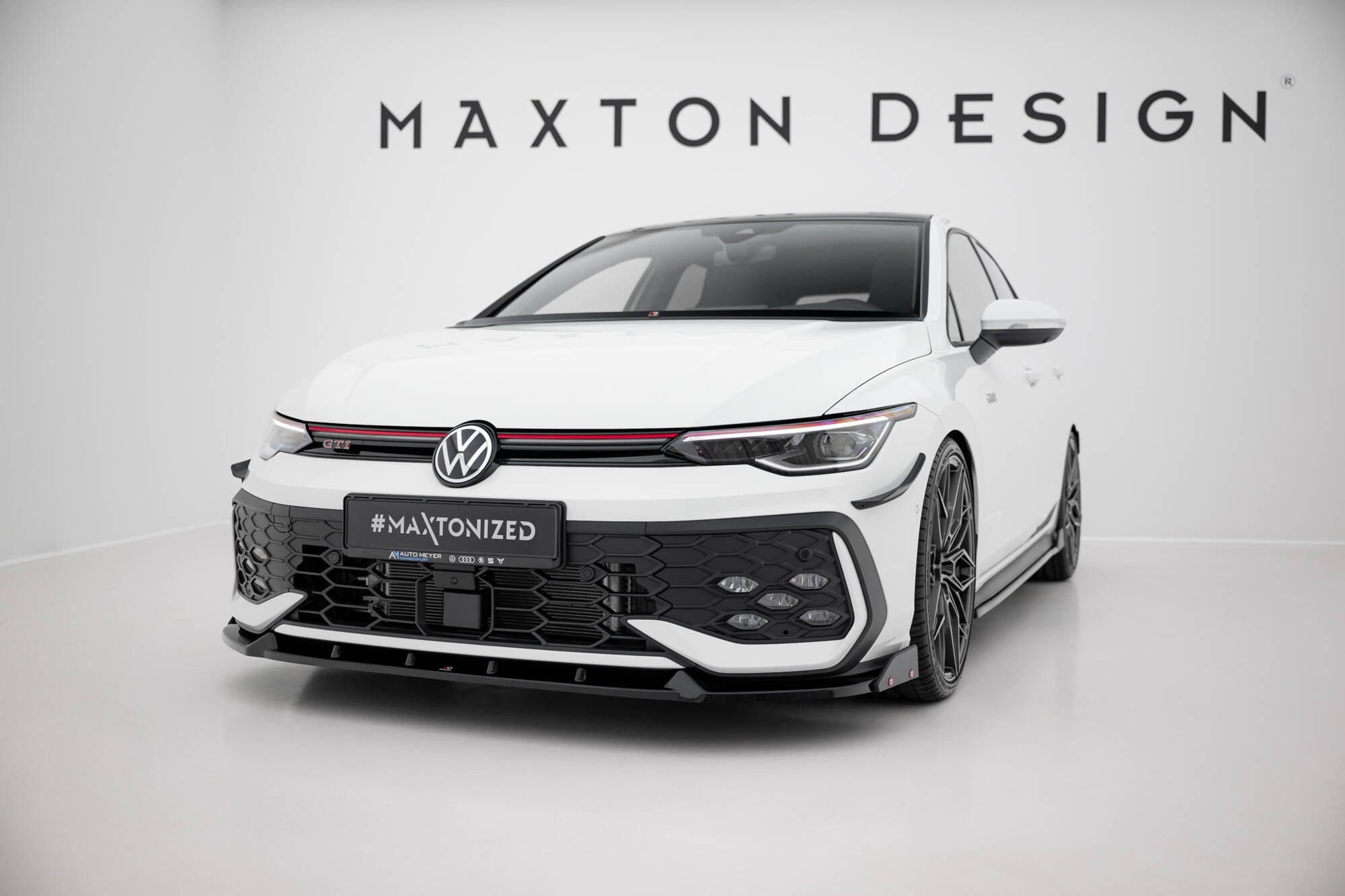 Maxton Design - Frontlippe V2 + Flaps für VW Golf GTI / GTE / R - Line Mk8 Facelift - Aerowerk.
