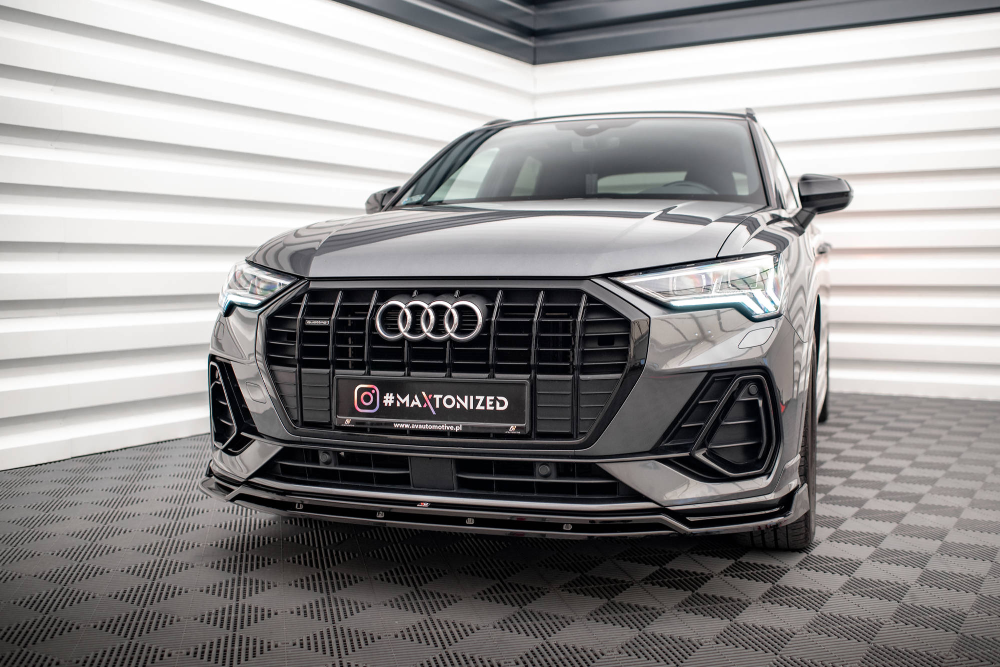 Maxton Design - Frontlippe V2 für Audi Q3 S - Line F3 - Aerowerk.