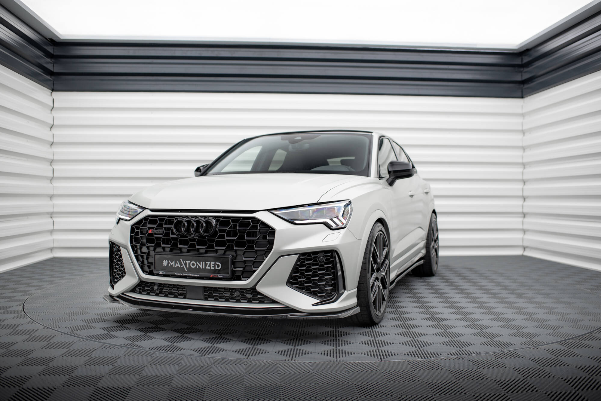 Maxton Design - Frontlippe V2 für Audi RSQ3 F3 - Aerowerk.